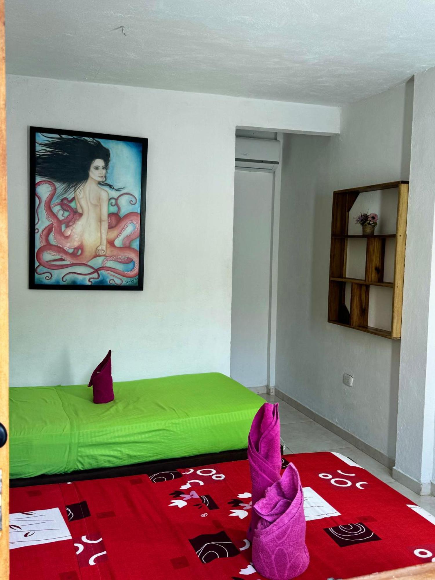 Hostal Nibuni Palomino Buitenkant foto