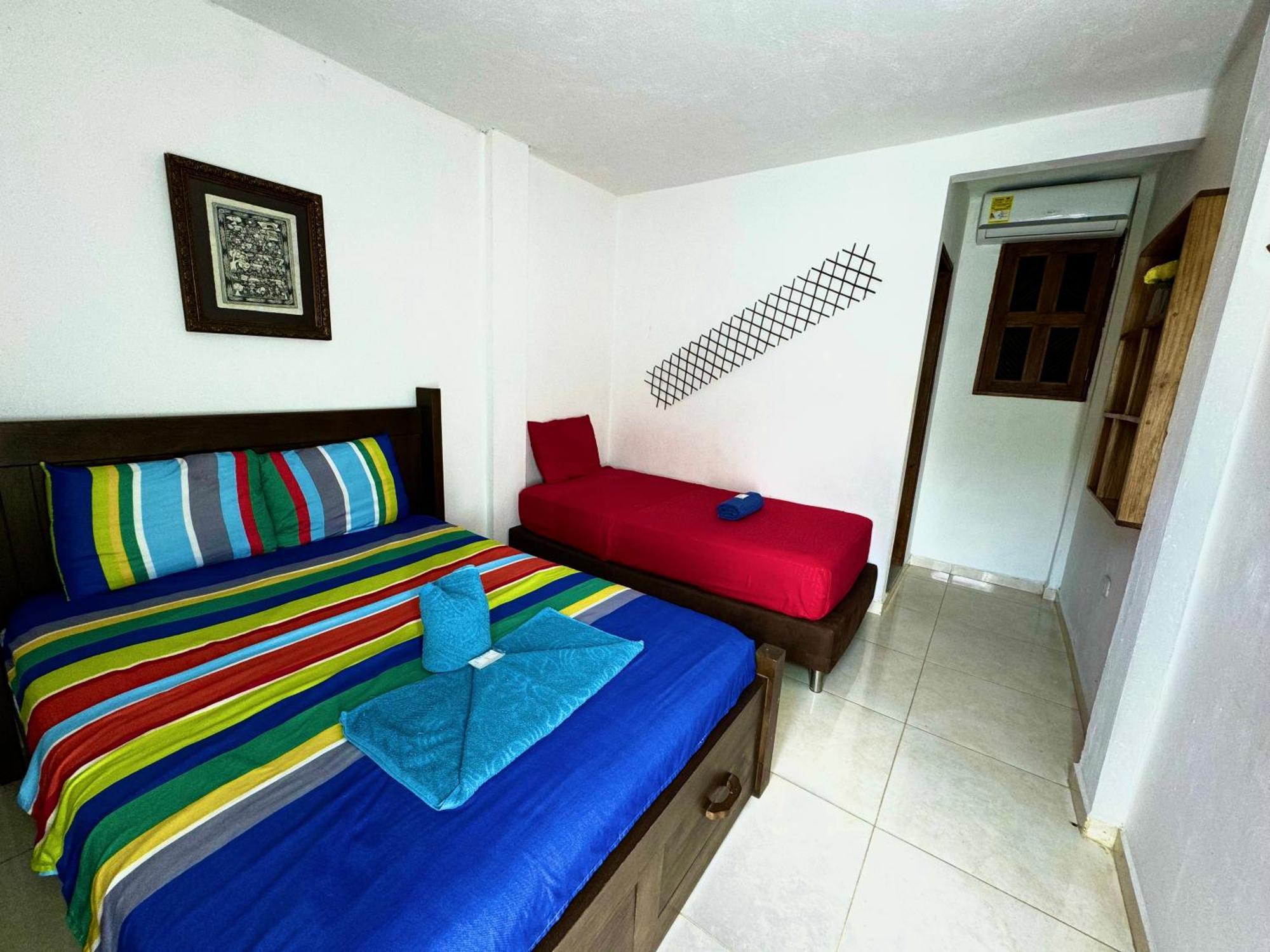 Hostal Nibuni Palomino Buitenkant foto