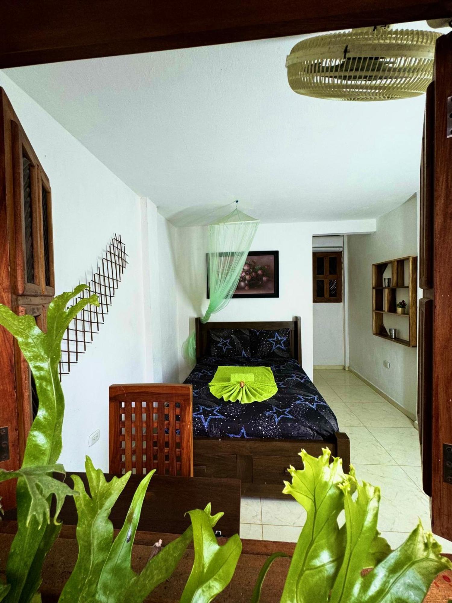 Hostal Nibuni Palomino Buitenkant foto