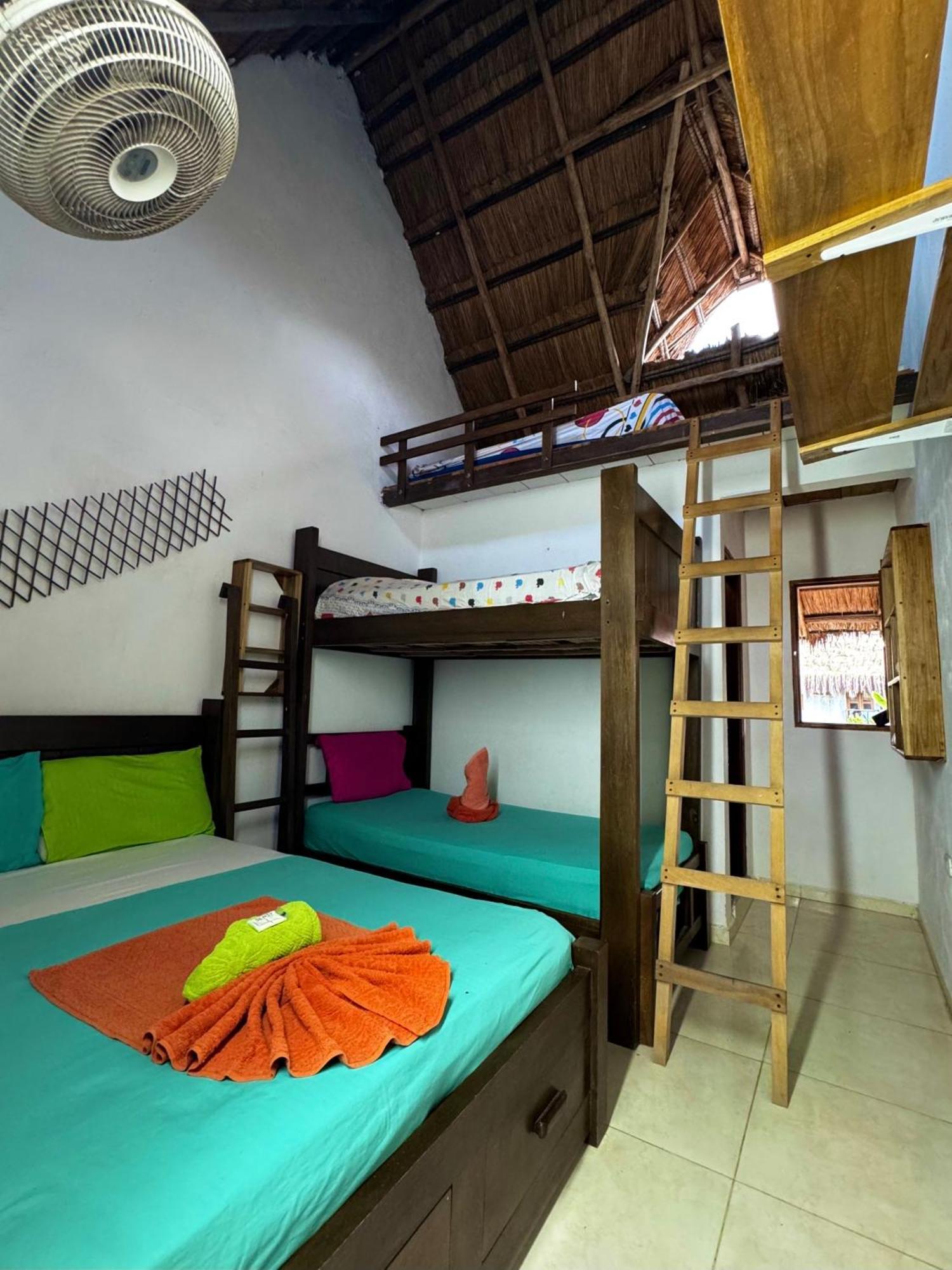 Hostal Nibuni Palomino Buitenkant foto